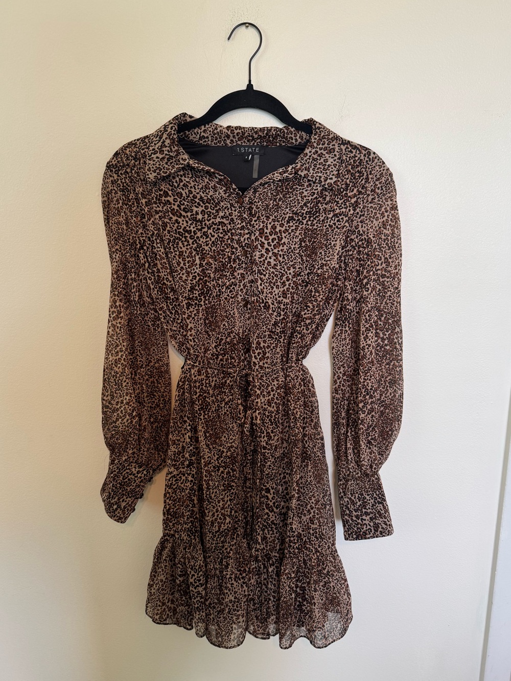 Leopard Print Long Sleeve button up Tie-Waist Dress - size small